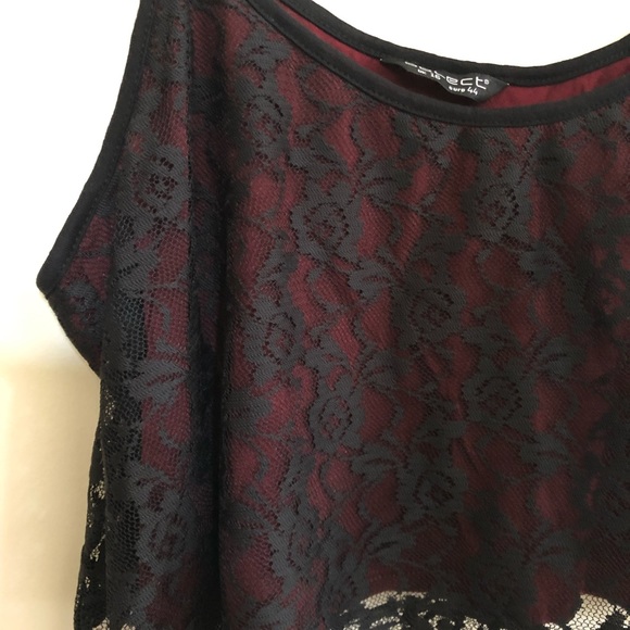 Select black and burgundy lace crop top - Picture 3 of 7